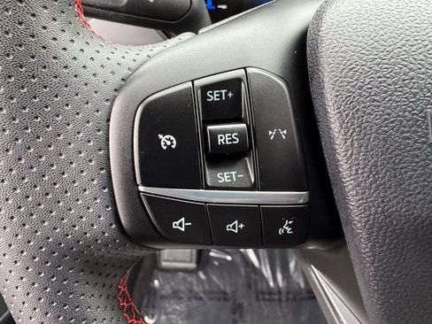 Used 2023 Ford Escape ST-Line w/ Equipment Group 301A image 22