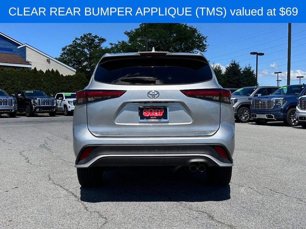 Used 2021 Toyota Highlander XSE AWD/4WD image 9