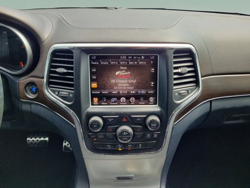Used 2014 Jeep Grand Cherokee Overland w/ Advanced Technology Group RWD image 13