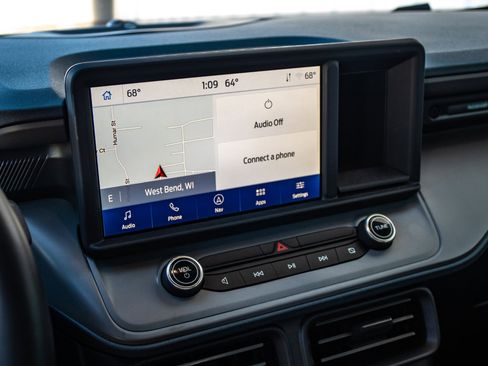 Used 2024 Ford Maverick Lariat w/ Black Appearance Package image 35