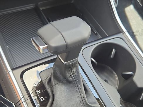 New 2026 Kia Carnival SX w/ SX Dark Edition Package image 24