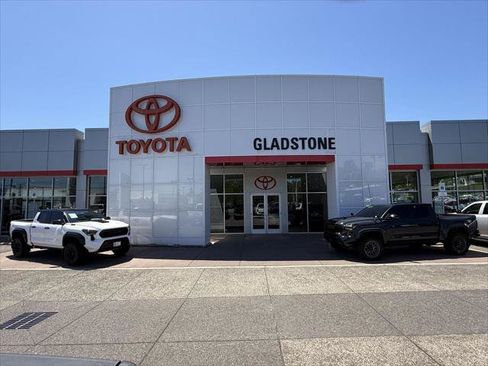 Used 2025 Toyota Tacoma TRD Pro AWD/4WD image 48