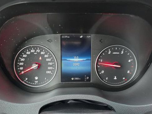 Used 2025 Mercedes-Benz Sprinter 2500 image 8