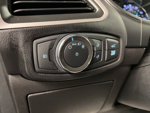 Certified 2022 Ford Edge SEL w/ Convenience Package image 25