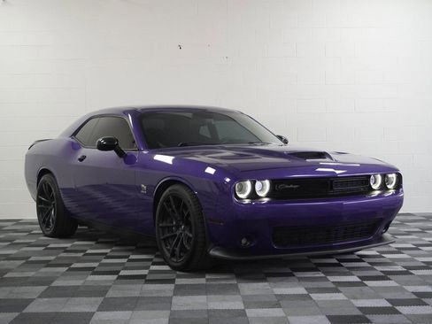 Used 2019 Dodge Challenger R/T Scat Pack w/ 1320 Drag Pack RWD image 8
