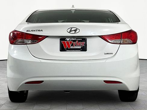 Used 2013 Hyundai Elantra Limited FWD image 5