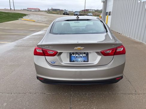 Used 2023 Chevrolet Malibu LT FWD image 5