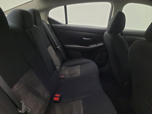 Used 2022 Nissan Sentra SR w/ Trunk Package FWD image 19