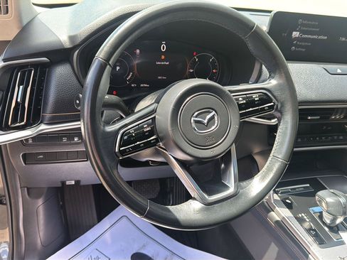 Used 2024 MAZDA CX-90 Plug-In Hybrid w/ Preferred AWD/4WD image 18