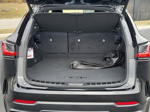 Used 2024 Lexus NX 250 FWD w/ Cold Area Package image 12