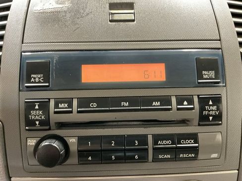 Used 2005 Nissan Altima 2.5 S w/ (F01) Convenience Pkg FWD image 14