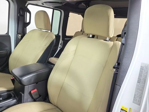 Used 2020 Jeep Wrangler Unlimited Sport S AWD/4WD image 20