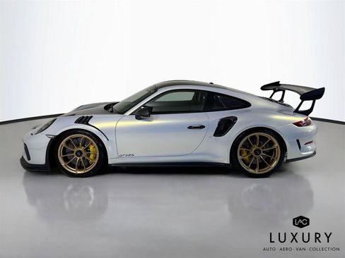 Used 2019 Porsche 911 GT3 RS w/ Weissach Package RWD image 9