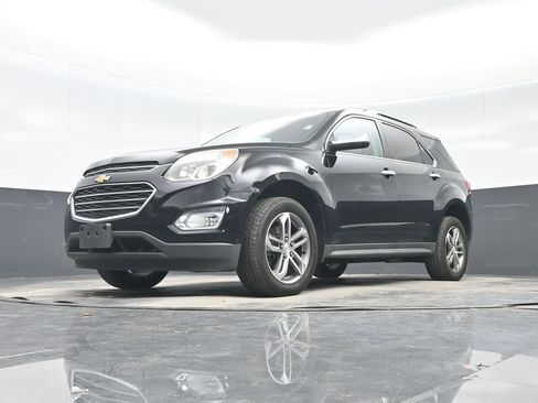 Used 2017 Chevrolet Equinox Premier w/ Enhanced Convenience Package AWD/4WD image 25