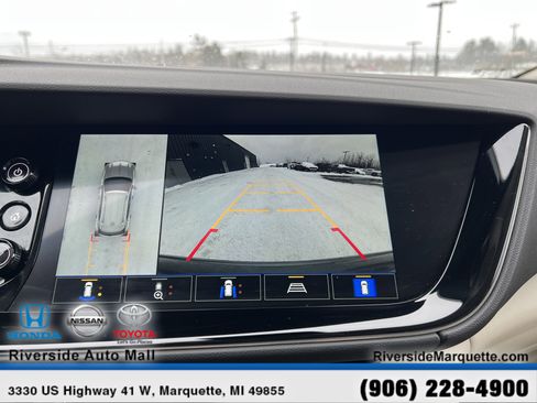 Used 2023 Buick Envision Avenir image 23