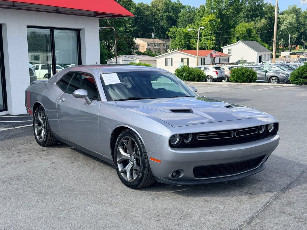 Used 2017 Dodge Challenger SXT Plus RWD image 8