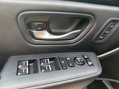 Certified 2024 Honda Pilot TrailSport image 13