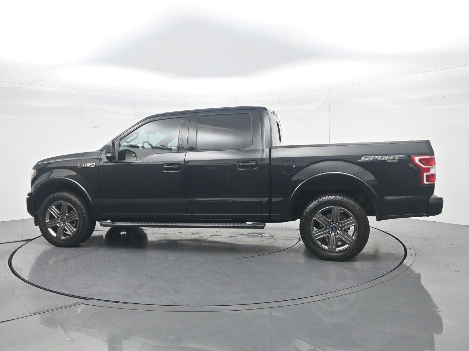 Used 2020 Ford F150 XLT w/ Equipment Group 302A Luxury AWD/4WD image 8