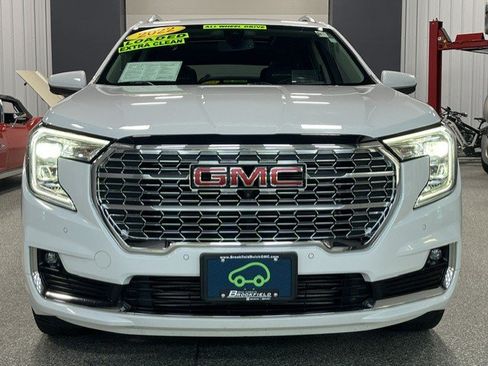 Certified 2022 GMC Terrain Denali w/ Denali Premium Package AWD/4WD image 7