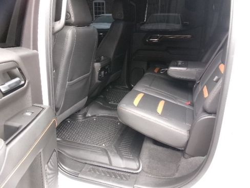 Used 2023 GMC Sierra 1500 AT4 w/ AT4 Premium Package image 15