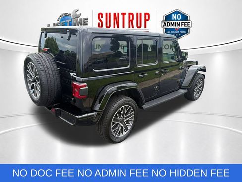 Used 2023 Jeep Wrangler Unlimited Sahara AWD/4WD image 6