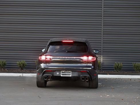 New 2026 Porsche Macan S image 7