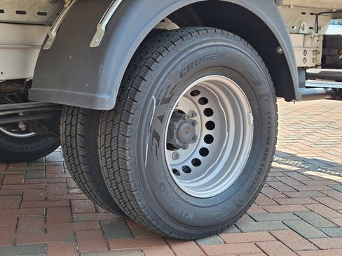 Used 2023 Mercedes-Benz Sprinter 3500 image 11