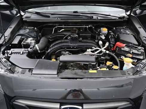 Used 2018 Subaru Crosstrek 2.0i Premium w/ Eyesight System image 34