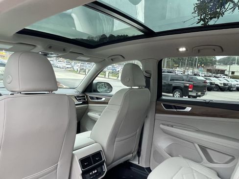 New 2026 Volkswagen Atlas SE image 12