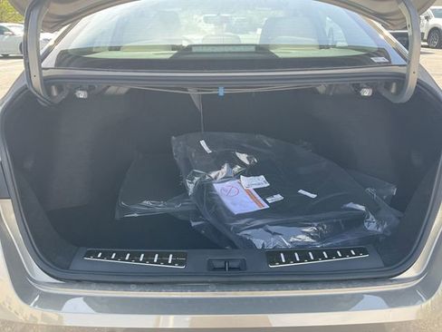 New 2026 Nissan Sentra SL w/ Floor Mat Package FWD image 31