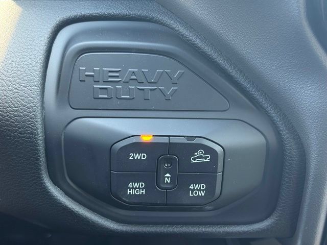 New 2026 RAM 2500 Big Horn AWD/4WD image 24