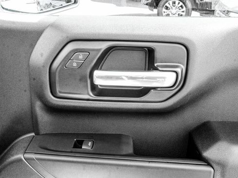 New 2025 Chevrolet Silverado 1500 W/T image 38