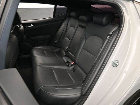 Used 2022 Kia Stinger GT-Line w/ Sun & Sound Package image 33