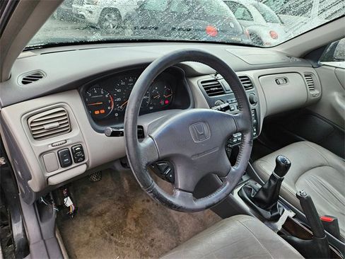 Used 2001 Honda Accord EX image 17