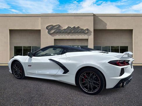 Used 2023 Chevrolet Corvette Stingray Premium Conv w/ Z51 Performance Package RWD image 5