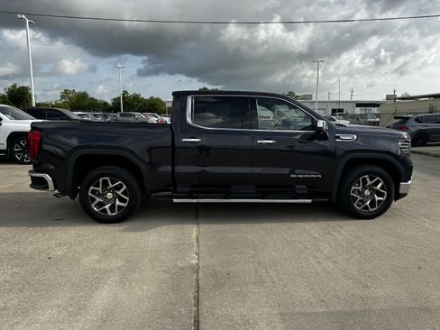 Used 2024 GMC Sierra 1500 SLT RWD image 7