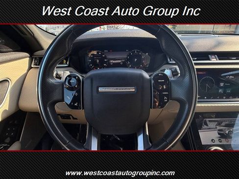 Used 2018 Land Rover Range Rover Velar R-Dynamic SE AWD/4WD image 27