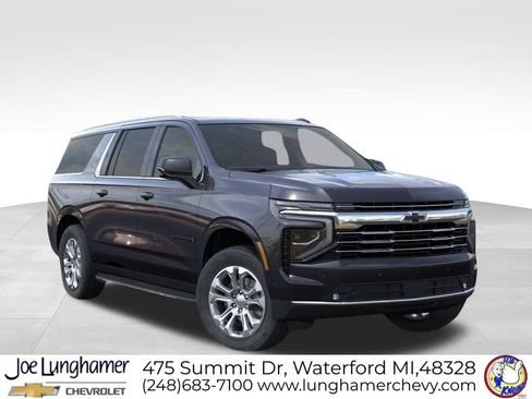New 2026 Chevrolet Suburban LT w/ Comfort Package AWD/4WD image 7