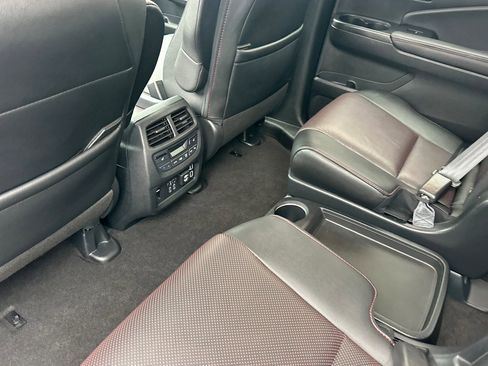 Certified 2022 Honda Pilot Black Edition image 27