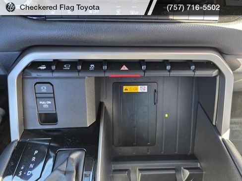 Used 2023 Toyota Tundra Limited image 21