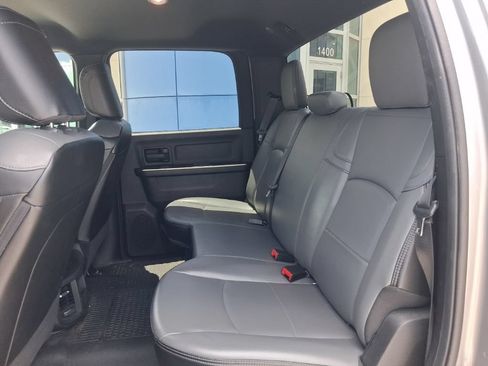 Used 2024 RAM 2500 Tradesman w/ Chrome Appearance Group AWD/4WD image 27