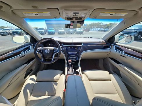 Certified 2014 Cadillac XTS Luxury w/ Driver Awareness Package image 10