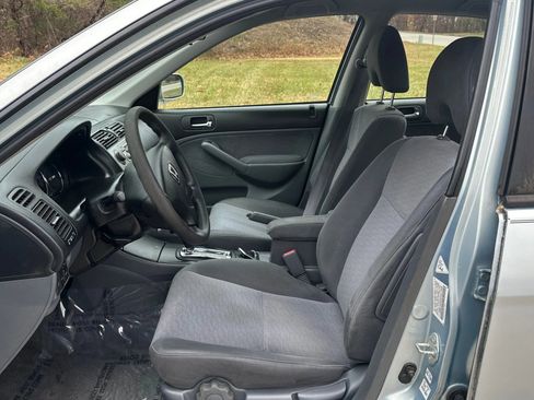 Used 2005 Honda Civic Hybrid Sedan image 9