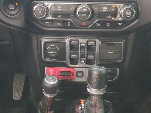 Used 2019 Jeep Wrangler Unlimited Rubicon AWD/4WD image 20