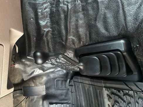 Used 2008 Ford F250 XL image 17