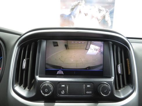 Used 2022 Chevrolet Colorado LT w/ Fleet Safety Package RWD image 13