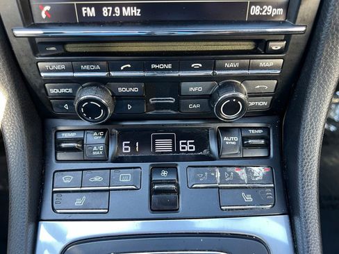 Used 2014 Porsche Cayman RWD image 16