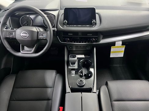 Certified 2025 Nissan Rogue SV w/ SV Premium Package image 14