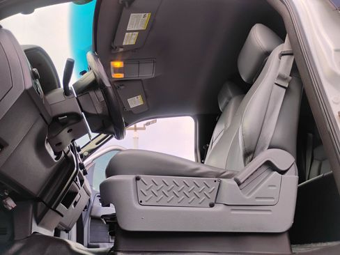 Used 2013 Ford F150 XL w/ Mid Equipment Group RWD image 37