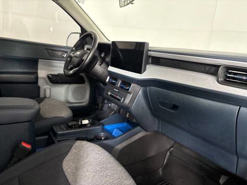 Used 2025 Ford Maverick XLT w/ XLT Luxury Package AWD/4WD image 30